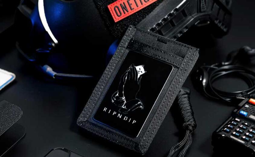 "SHOT PUT" ID CARD HOLDER REVIEW