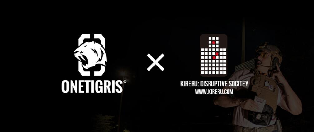 ID SHOWCASE HOLDER & PLUS1 DUMP POUCH