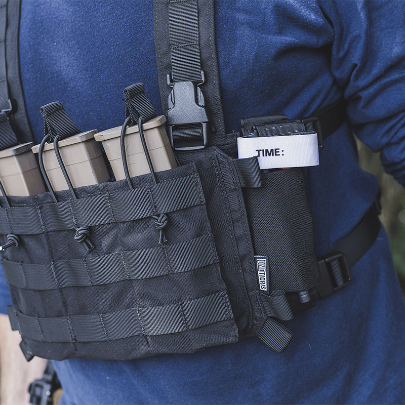 Elastic Tourniquet Holder 丨With Hook Mounting Surface & TQ Holster