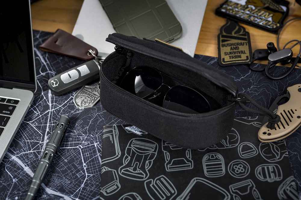 OneTigris Father's Day Tactical Gift Set A | 32oz Water Bottle + Phone Pouch + Glasses Case + Limited Edition Patch + Handwritten Card