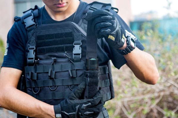 Flashlight Pouch 02 丨MOLLE System & Adjustable Hooks